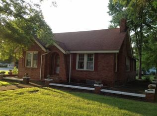 30723 Broad St, Bruceton, TN 38317