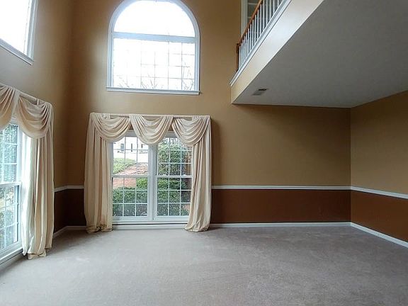 2nd image of 5570 Cannonero Dr