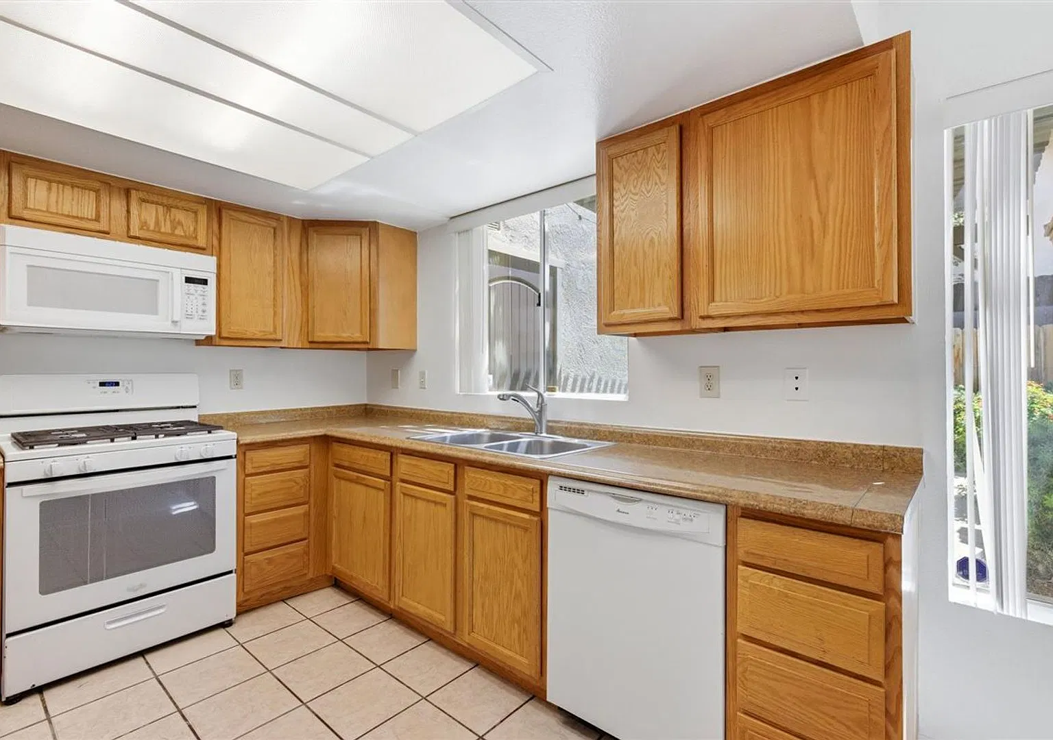 32521 Shifting Sands Trail — Photo 2