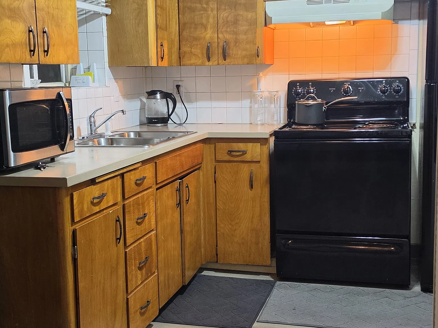 3 bed, 942 sqft, $1,500 — Photo 2