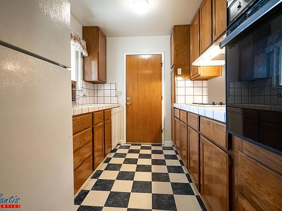 4th image of 1392 Antonio Ln