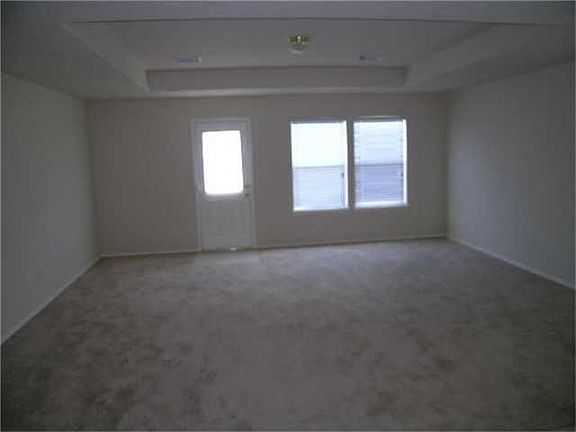 4th image of 19023 Prairie Bluff Dr