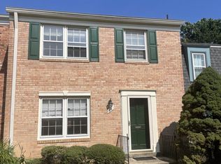 1549 Bruton Ct, Mc Lean, VA 22101