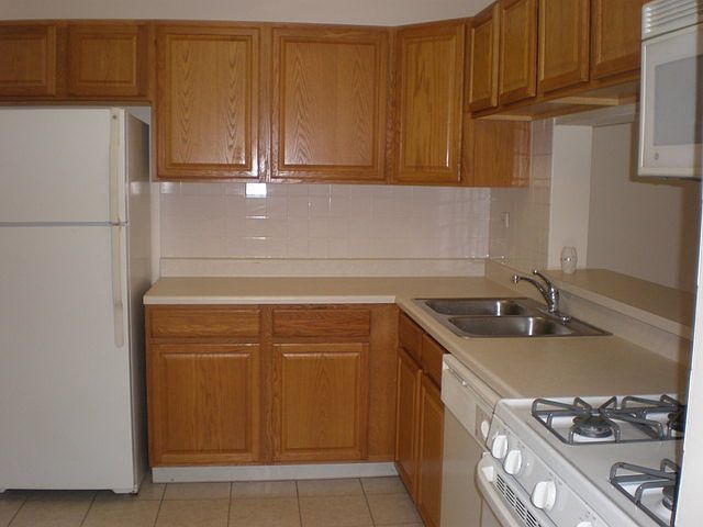1st image of 1095 N Sterling Ave APT 205
