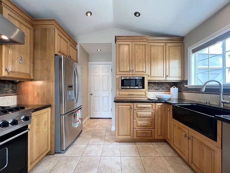 3321 Anita Ct — Photo 30