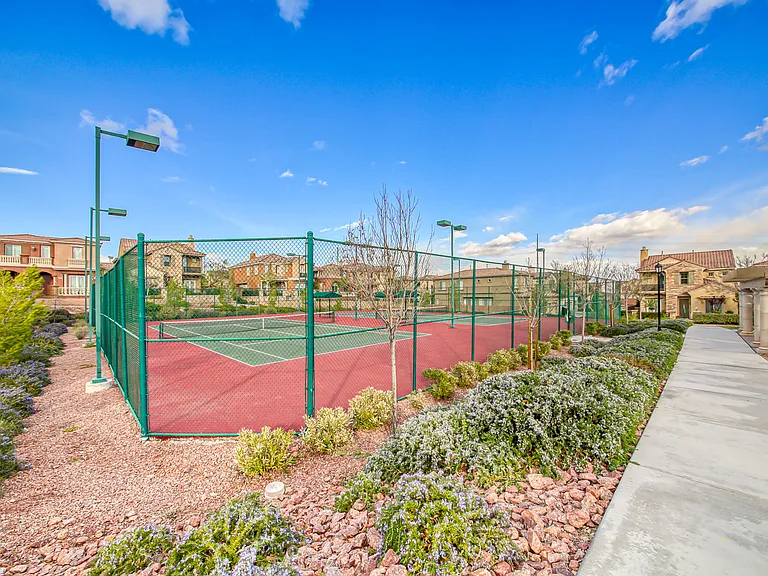 community tennis courts