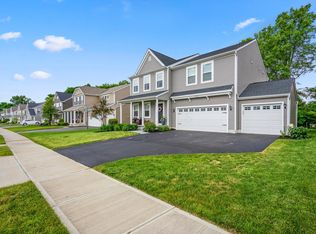 8022 Narrow Leaf Dr, Blacklick, OH 43004