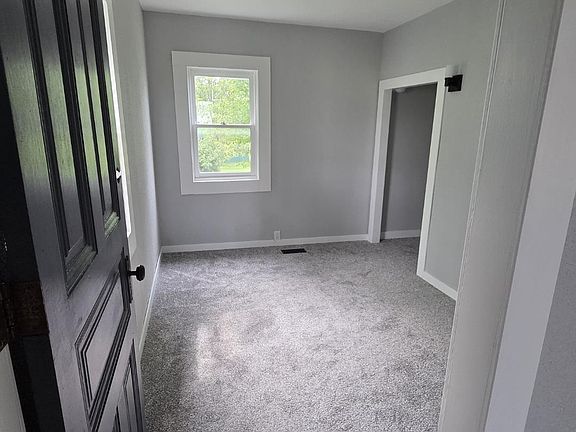 4th image of 103 E 2nd St