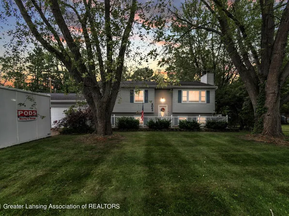 4083 W Herbison Rd, Dewitt, MI 48820