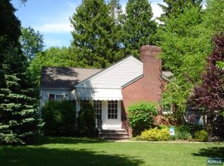 627 Alanon Rd, Ridgewood, NJ 07450