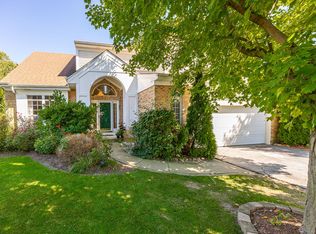 16165 S Arbor Dr, Plainfield, IL