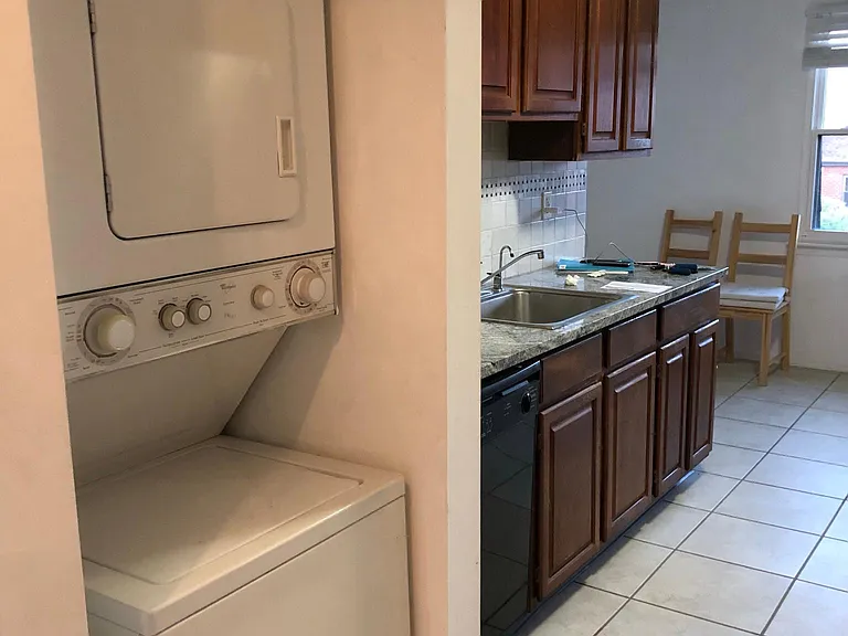 101 Beverly Hills Ter #J — Photo 1