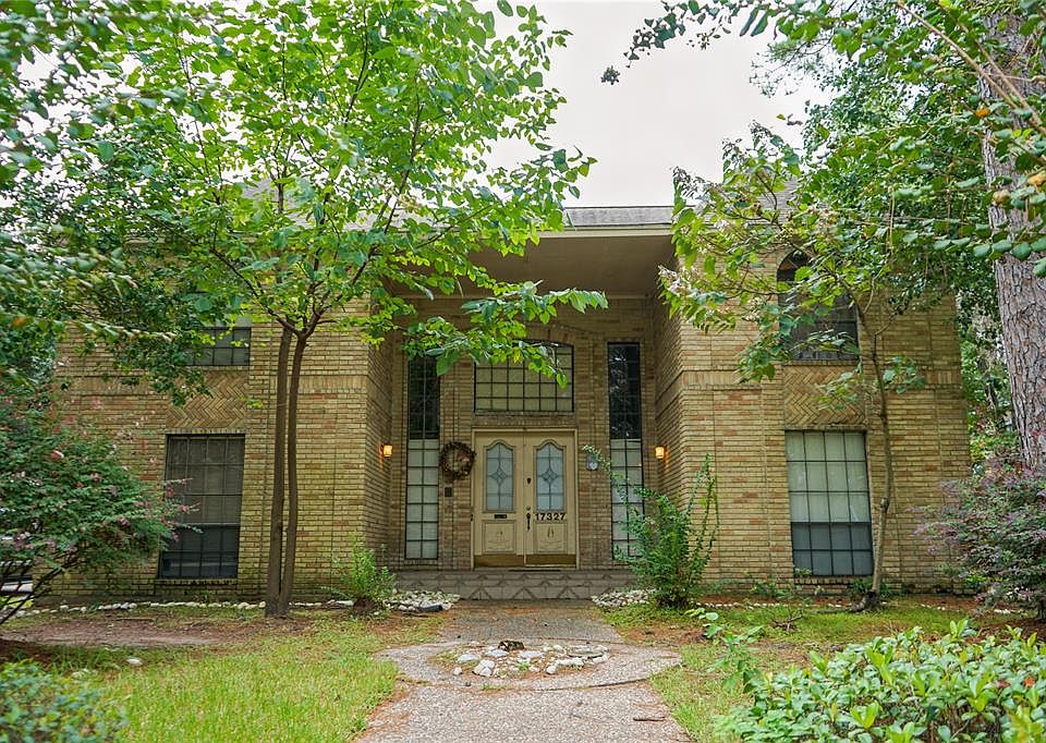 1st image of 17327 Ponderosa Pines Dr
