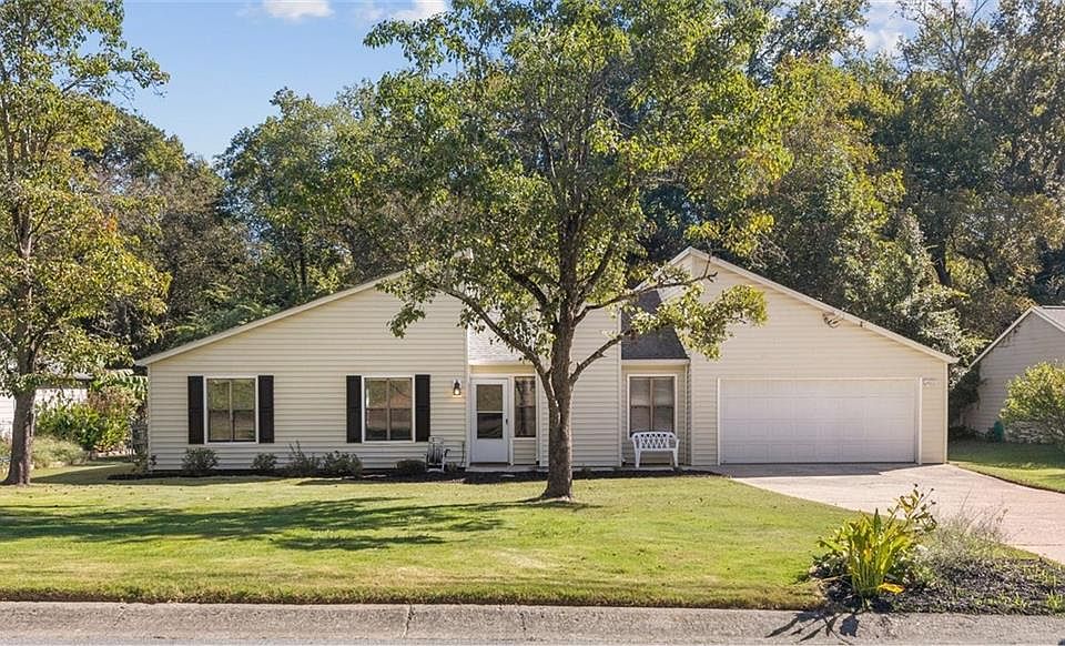 1st image of 219 Colony Springs Dr