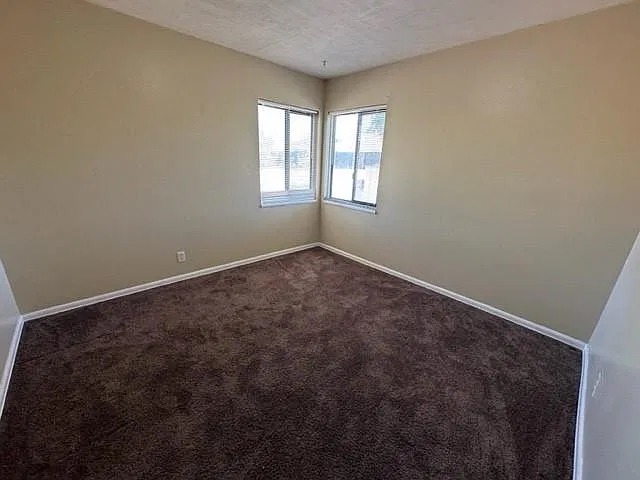 44118 Kingtree Ave — Photo 15