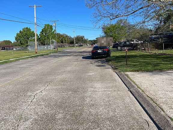 5th image of 427 S East Blvd