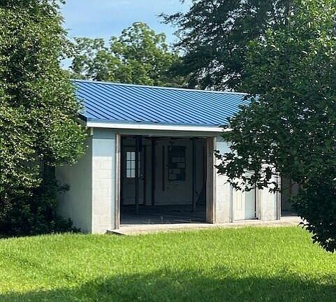 3rd image of 107 Forest Hill Drive