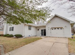 1801 Esic Dr, Edwardsville, IL