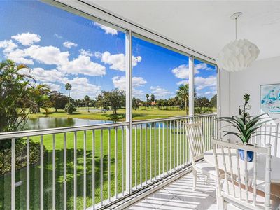 3980 Oaks Clubhouse Dr #207, Pompano Beach, FL, 33069