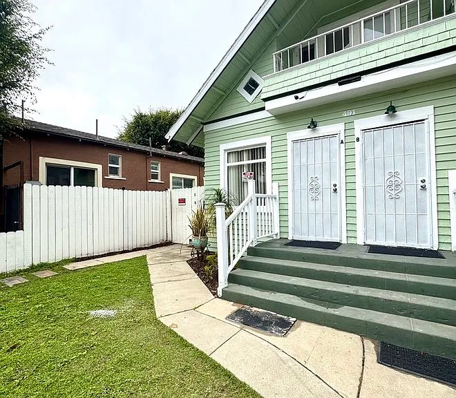 491 Rose Ave #A — Photo 3