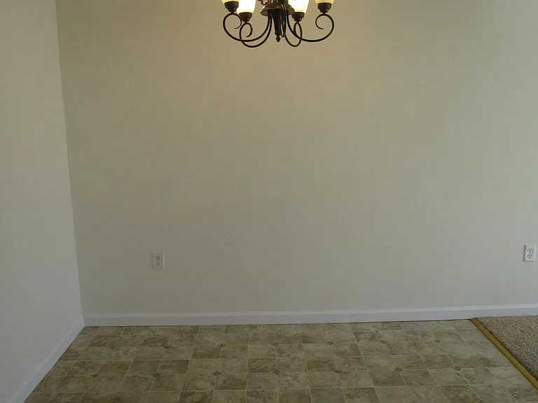 1212 Emilys Ct — Photo 10