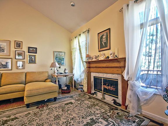 4th image of 53137 Pine Brook Dr