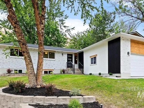 5927 N Collister Dr, Boise, ID 83703