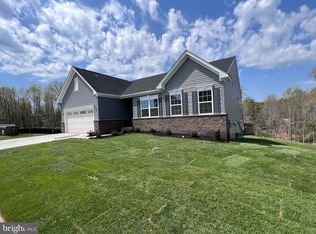 5020 Birch Leaf Cir, Fredericksburg, VA 22407