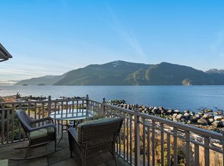 7 Beach Dr, Pt McNeill, BC V0N2R0