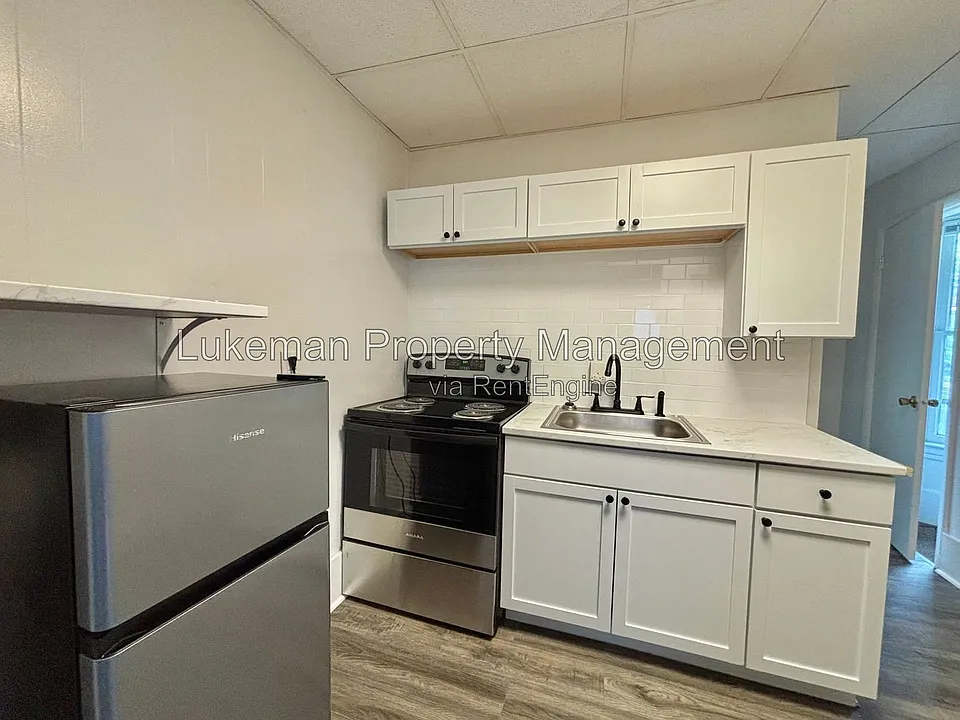 1320 S Westnedge Ave #1