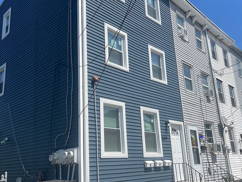 319 Mercer St #B