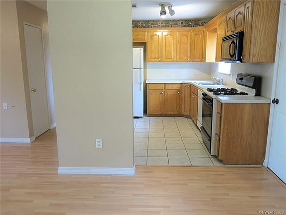 5th image of 3412 Palmdale Pl