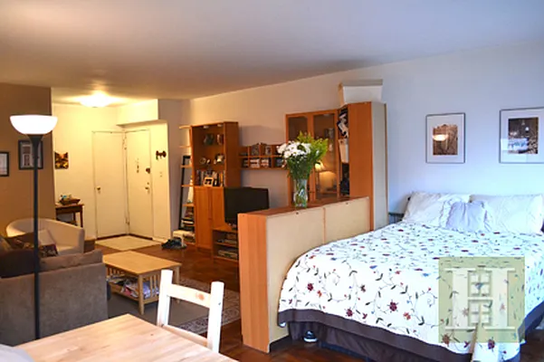 Rented by Halstead Real Estate | media 43