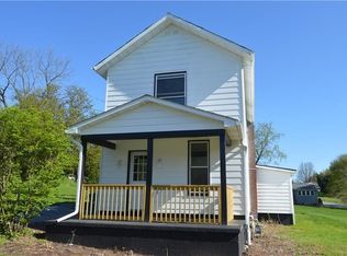 1701 Old Butler Rd, New Castle, PA 16101