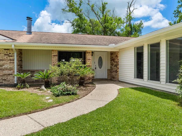 2606 Mary Dr, Sulphur, LA 70665