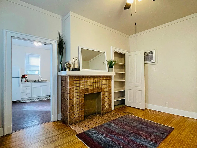 930 Washington Ave #3 — Photo 10