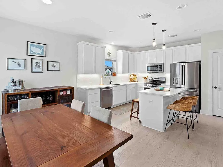 7910 Ella Lee Ln — Photo 11