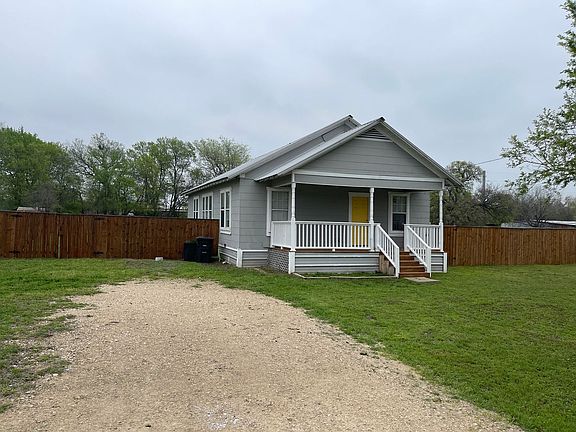 2nd image of 303 S Wilson Valley Dr