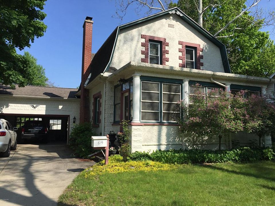 1st image of 619 S Farmer St