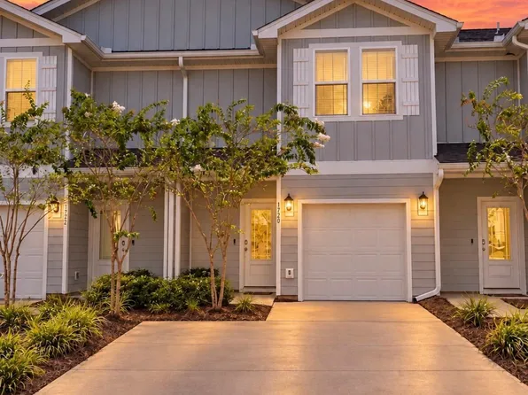 1720 Jakes Dr, Panama City, FL 32405