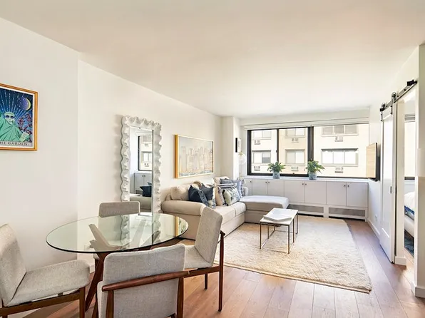 16 W 16th St APT 12FS, Manhattan, NY 10011