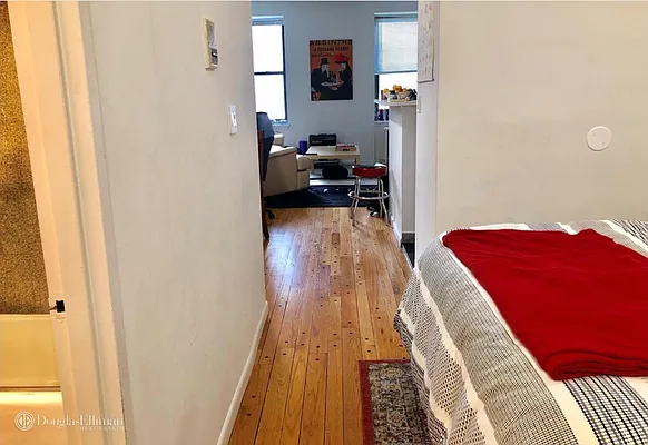 Rented by Douglas Elliman | media 7