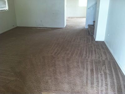 3rd image of 712 W Baldwin Loop