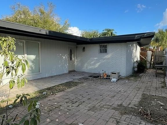 3rd image of 55 Palo Alto Dr