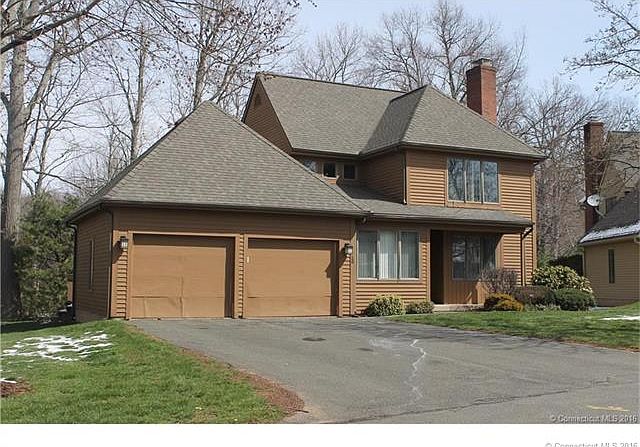 1st image of 15 Macintosh Ln #15