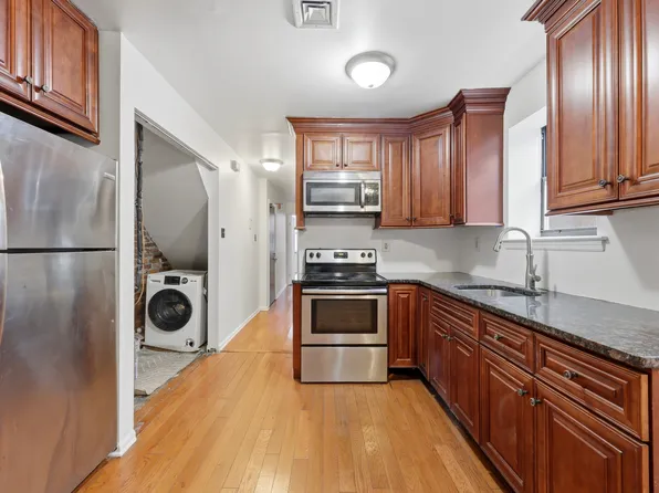 1228 S 2nd St #A, Philadelphia, PA 19147