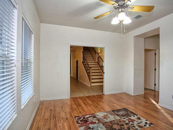 4th image of 663 E Sterling Canyon Dr