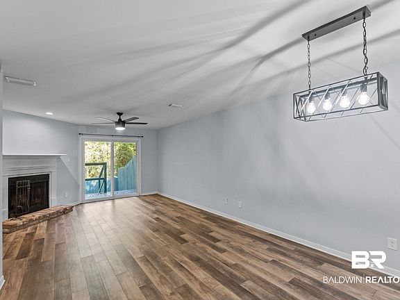 2nd image of 23 Summer Oaks Dr #23