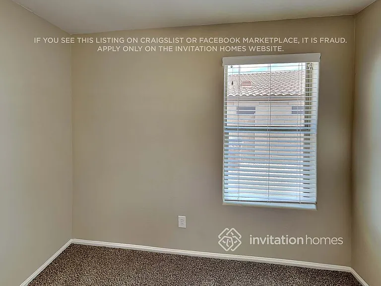 38166 N Sandy Dr — Photo 14
