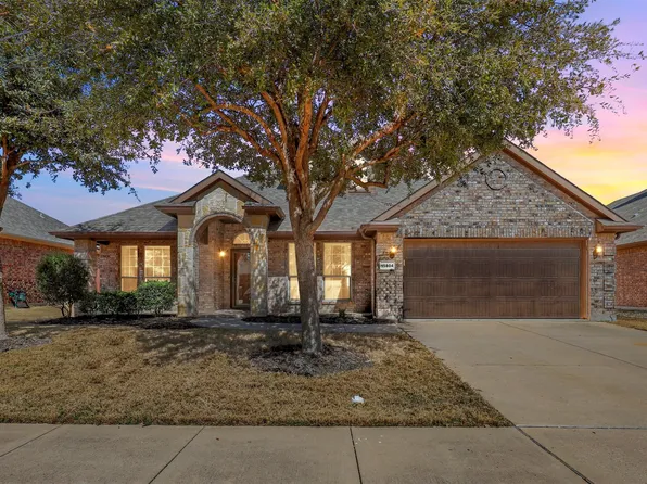 15804 Carlton Oaks Dr, Fort Worth, TX 76177